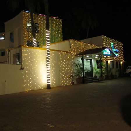 Hotel Sea Rock Villa Даман Екстериор снимка