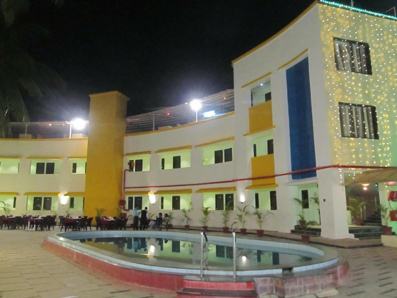 Hotel Sea Rock Villa Даман Екстериор снимка