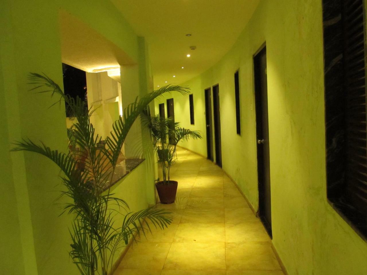 Hotel Sea Rock Villa Даман Екстериор снимка