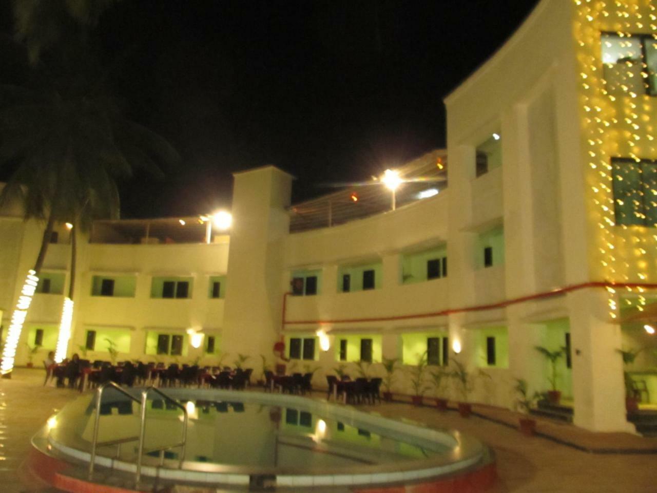Hotel Sea Rock Villa Даман Екстериор снимка